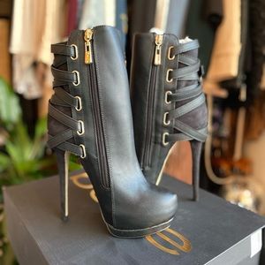 Bebe - Edyta- Black & Gold Strap Ankle Boots Sz 7